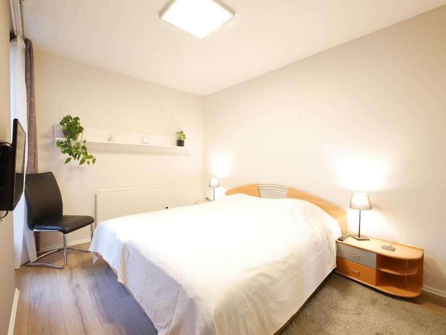 61 M2 Erdgeschosswohnung Mit Eigenem Parkplatz Vorm Haus Оснабрюк Экстерьер фото